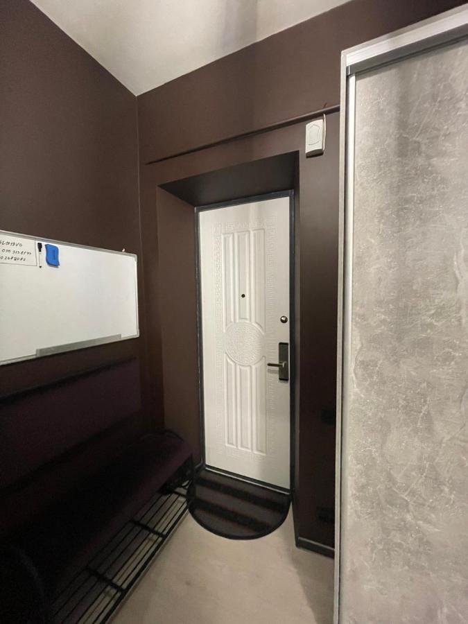 Vel Люкс Apartment แชร์นิฟซี ภายนอก รูปภาพ