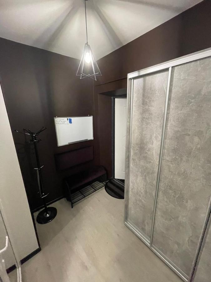 Vel Люкс Apartment แชร์นิฟซี ภายนอก รูปภาพ